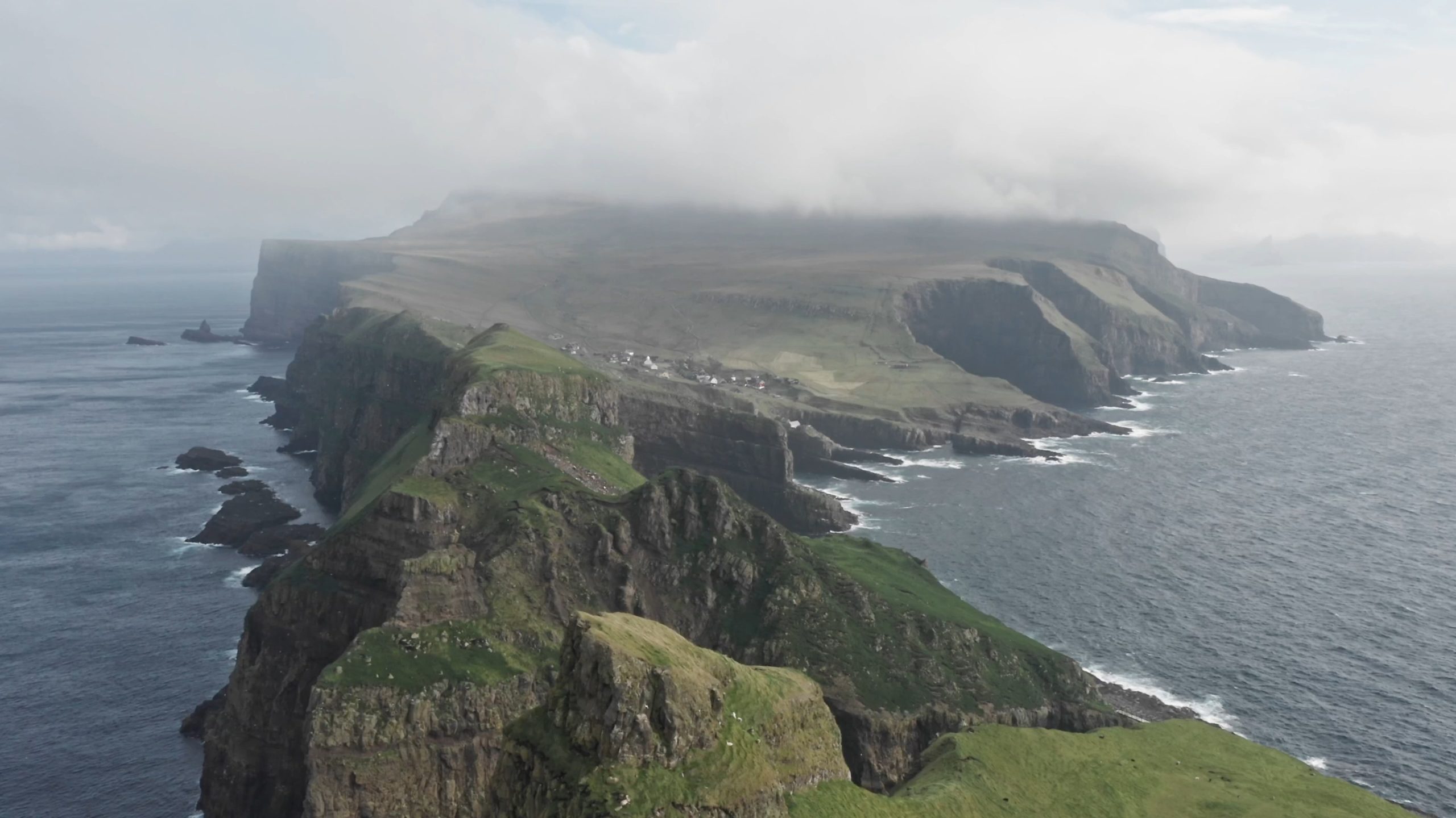 Mykines - (Summer) - (Video)