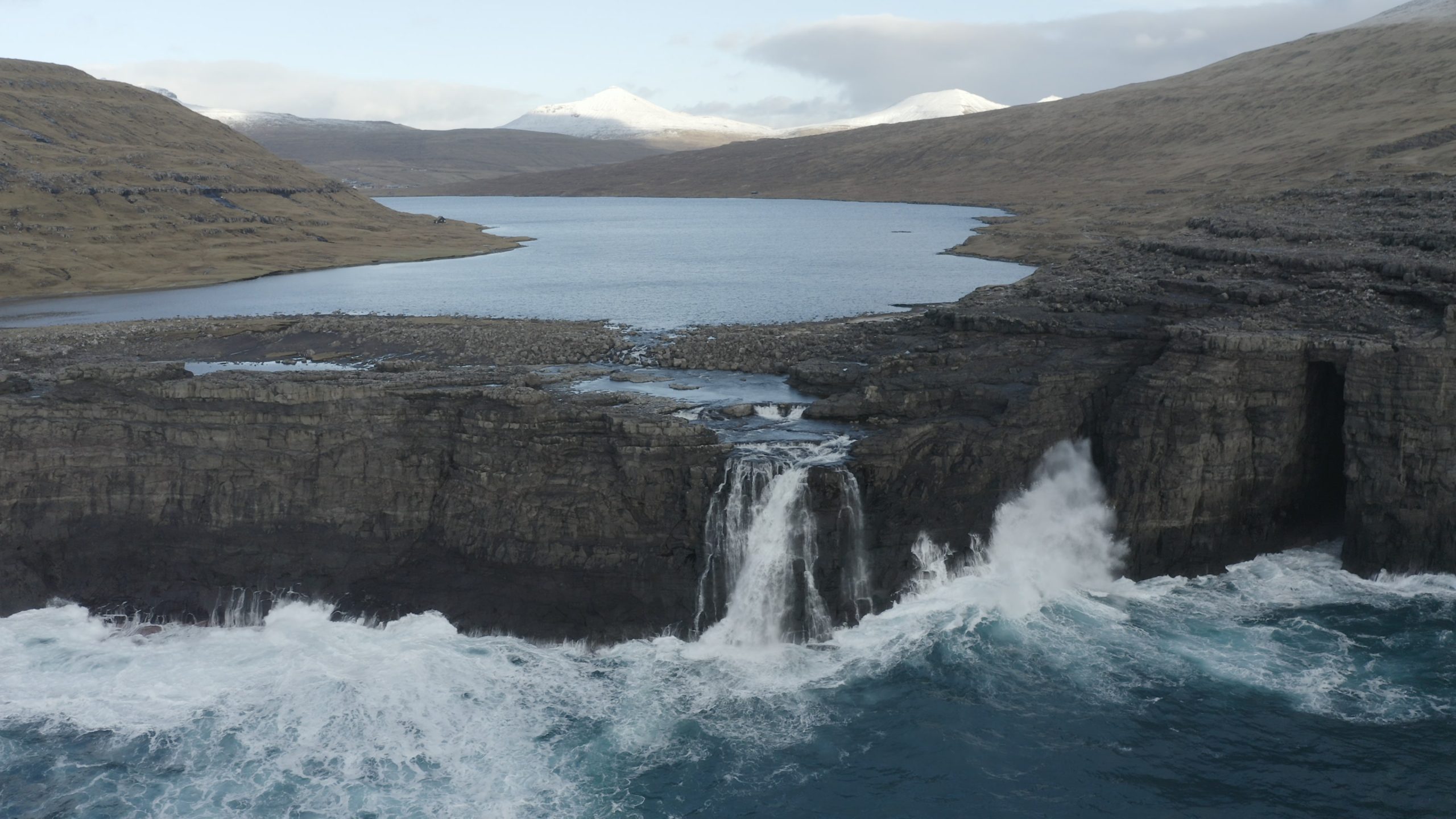 Bøsdalafossur - (Video) (Winter)