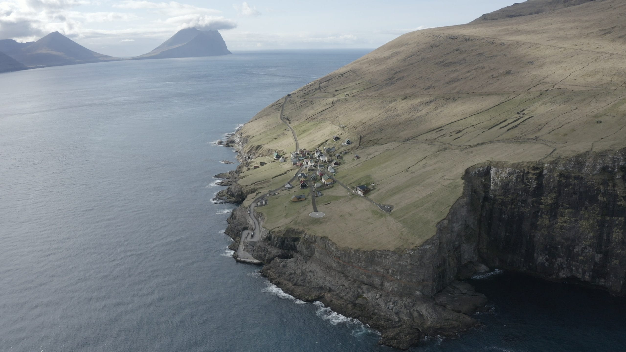 Kirkja - Fugloy - (Video) - (Spring)