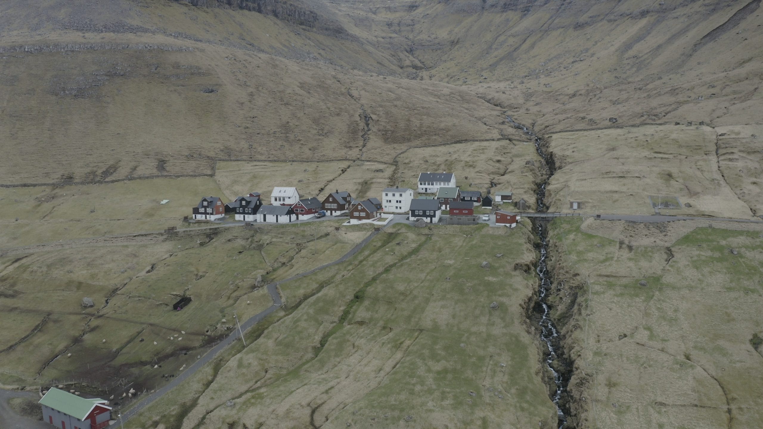 Syðradalur - Kalsoy - (Video) - (Spring)