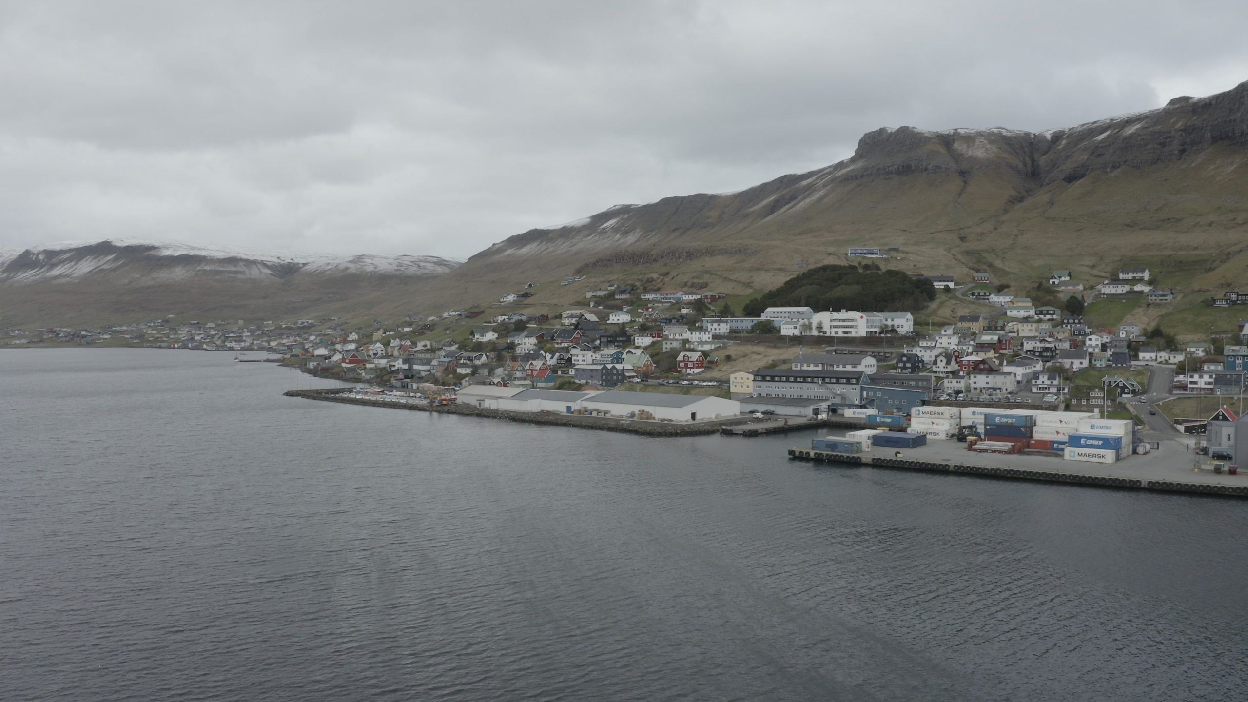 Harbour - Tvøroyri Municipality – (Video) – (Spring)