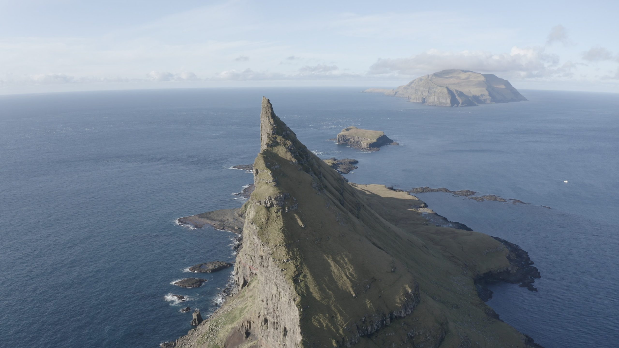 Tindhólmur - Nature - (Video) (Autumn)