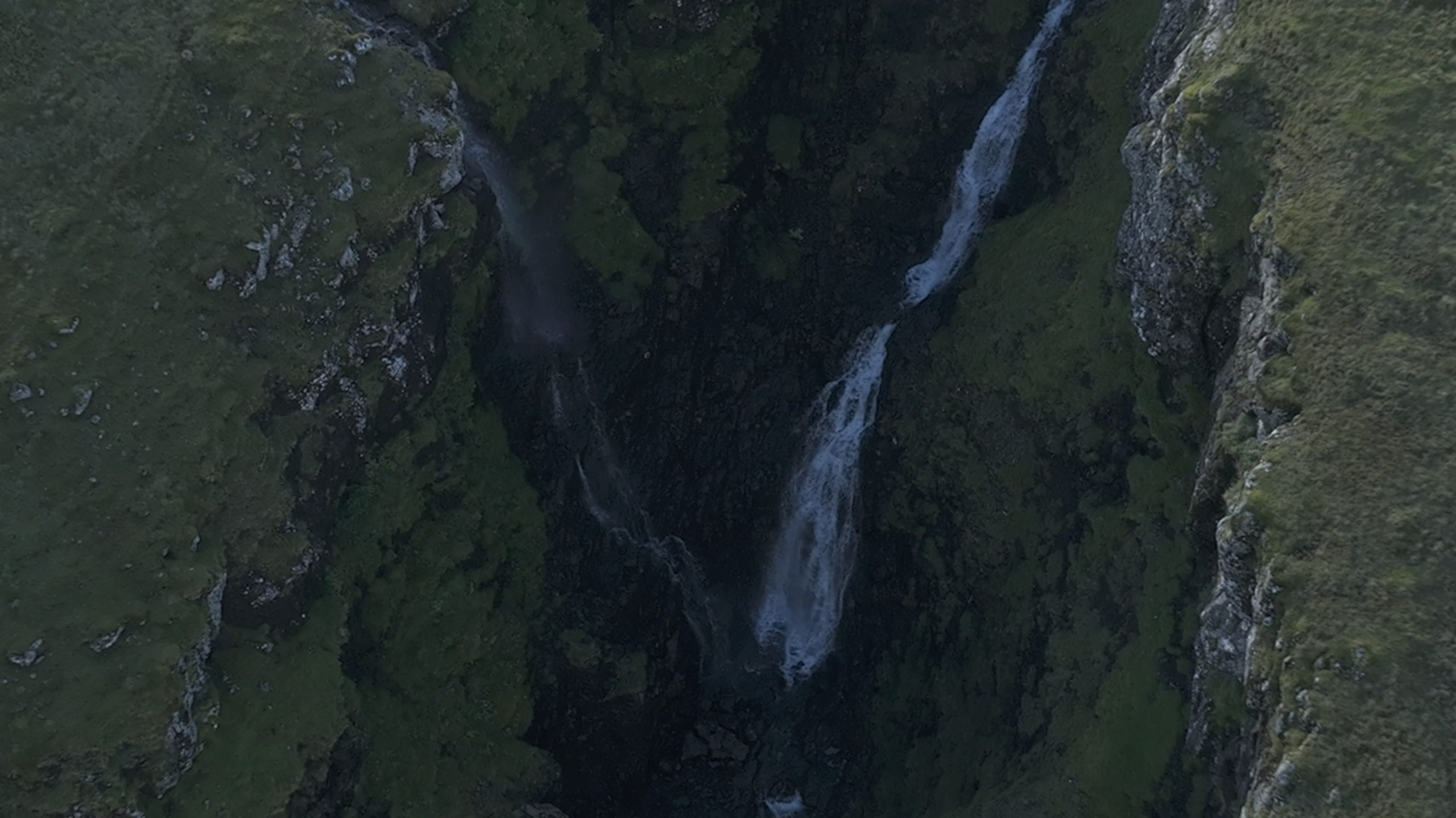 Tíkarfossur - (Video) - (Autumn)