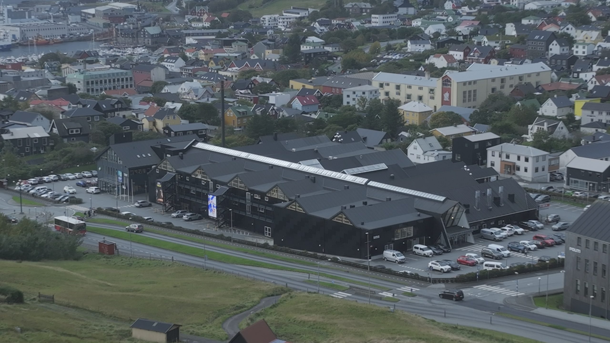 SMS Shopping Mall - Tórshavn - (Video) - (Summer)