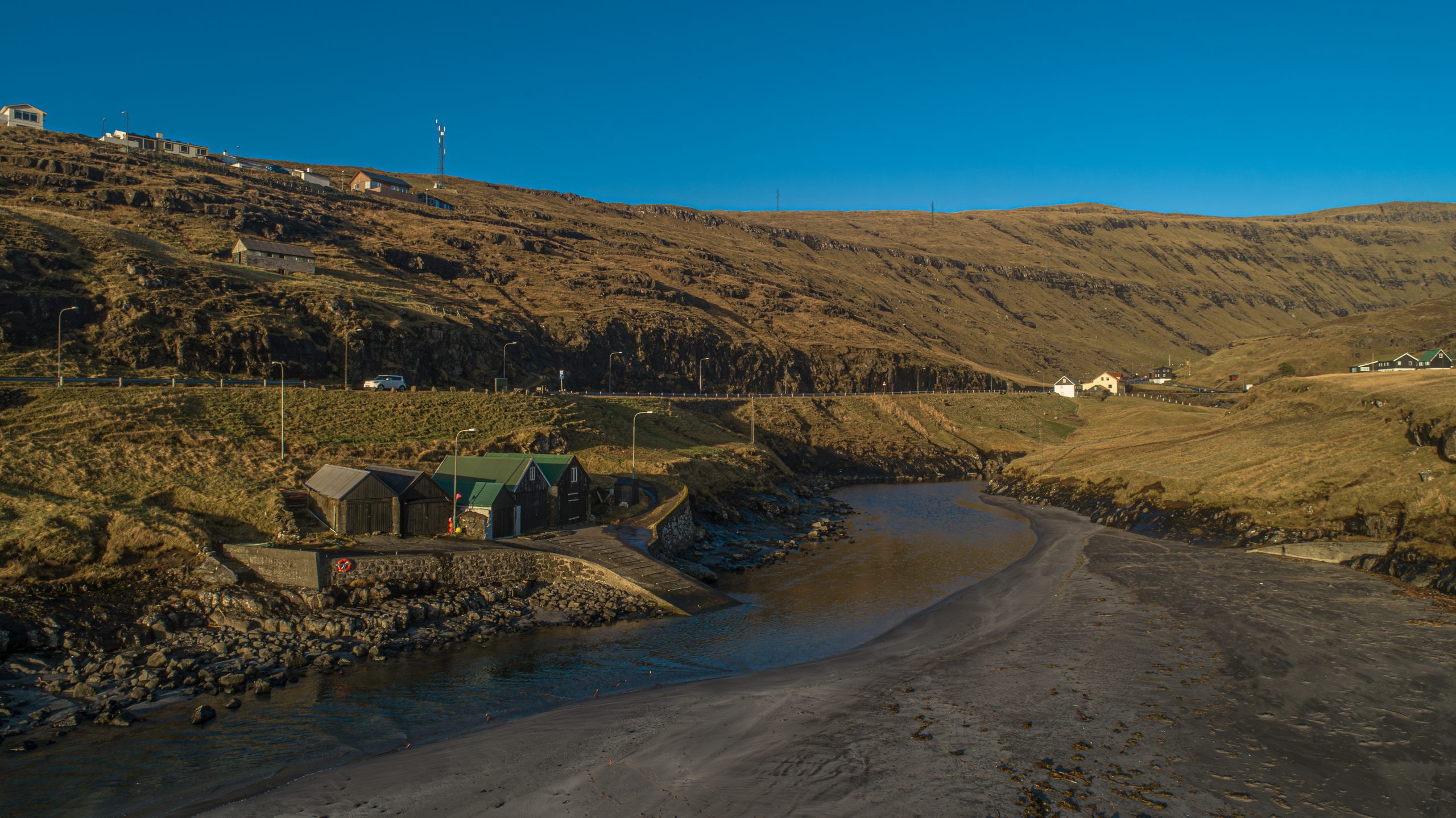 Leynar - Kvívíkar Municipality (Autumn) (Photo)