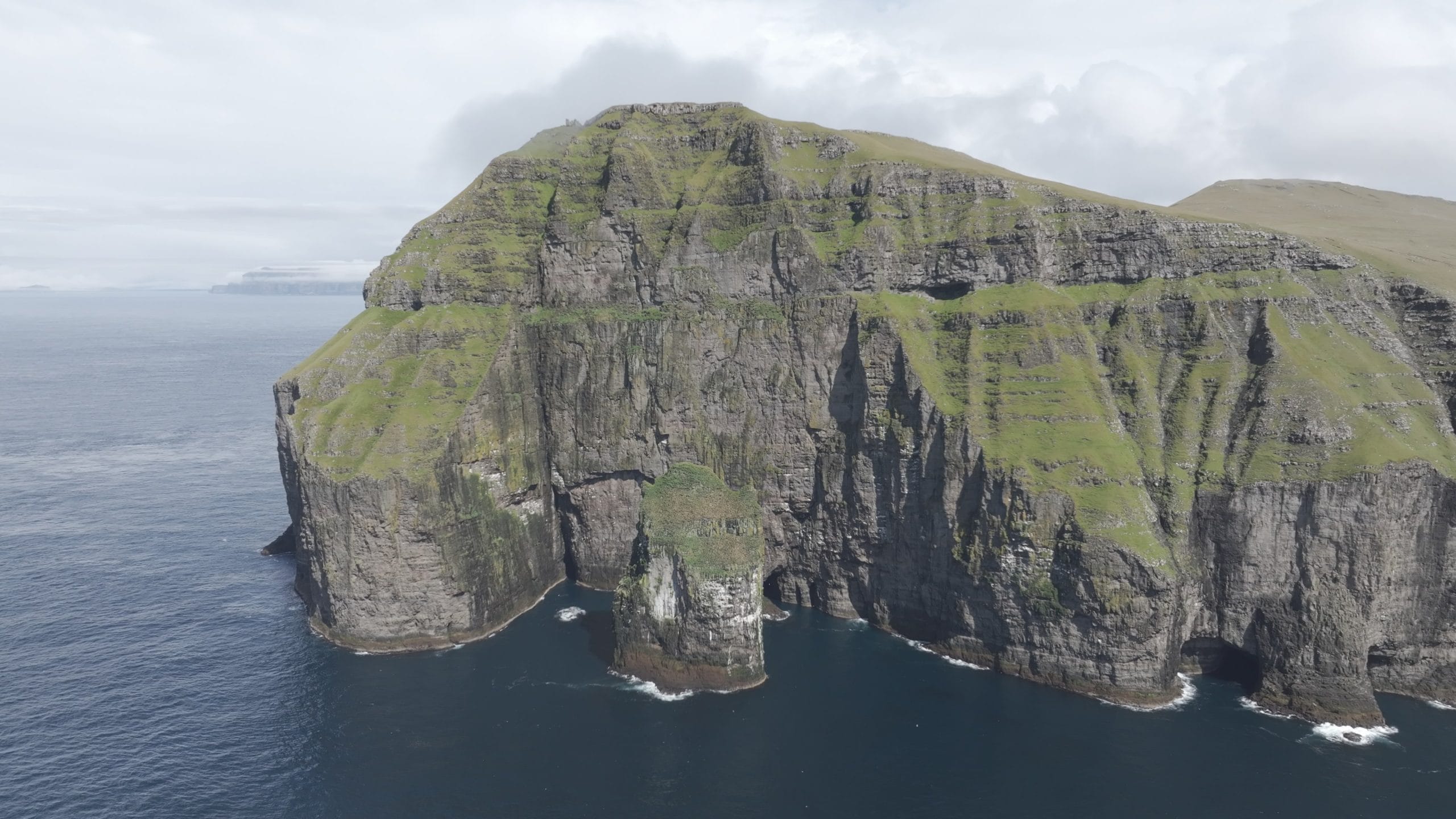 Ásmundarstakkur - (Video) - (Summer)