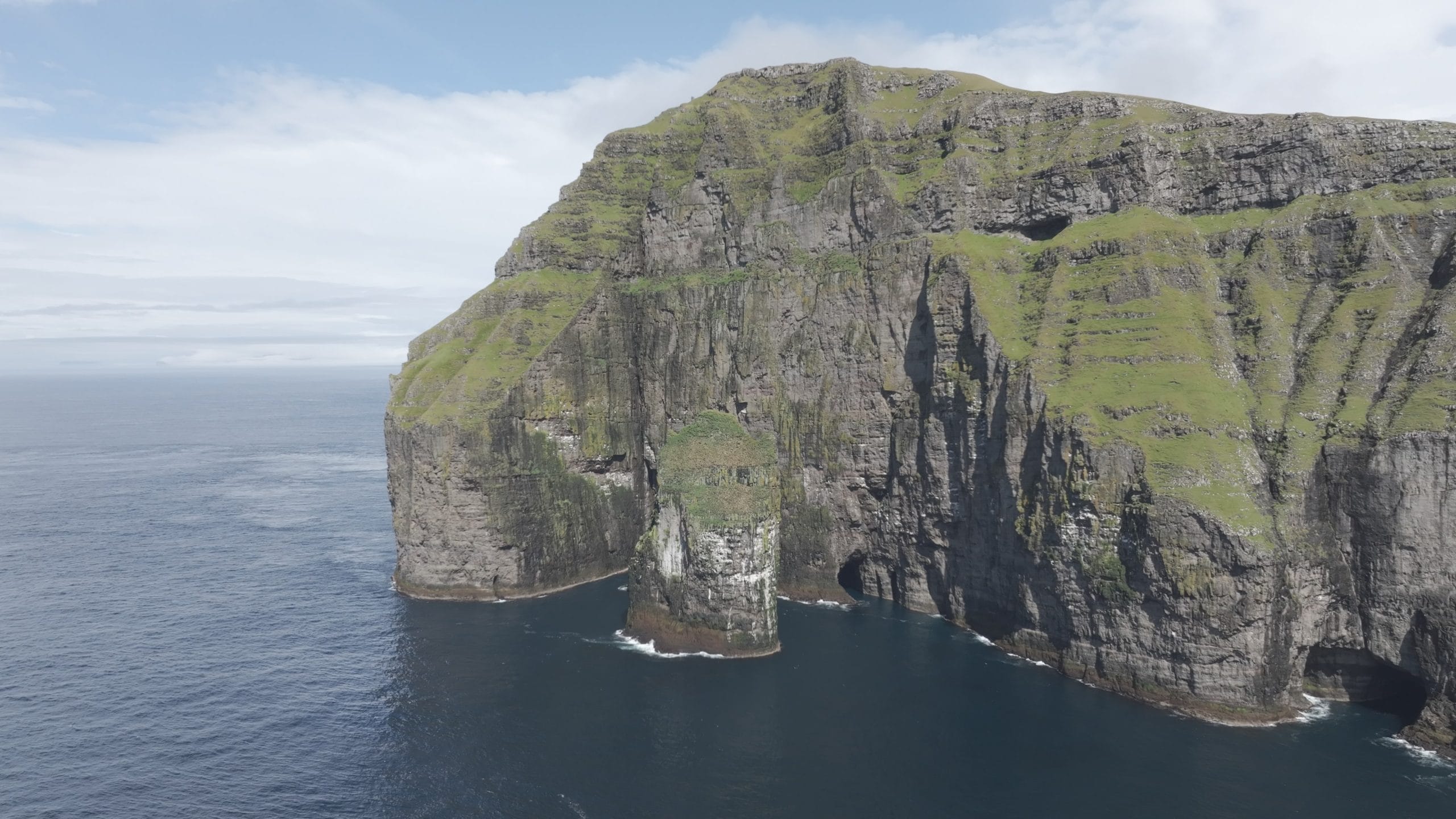 Ásmundarstakkur - (Video) - (Summer)