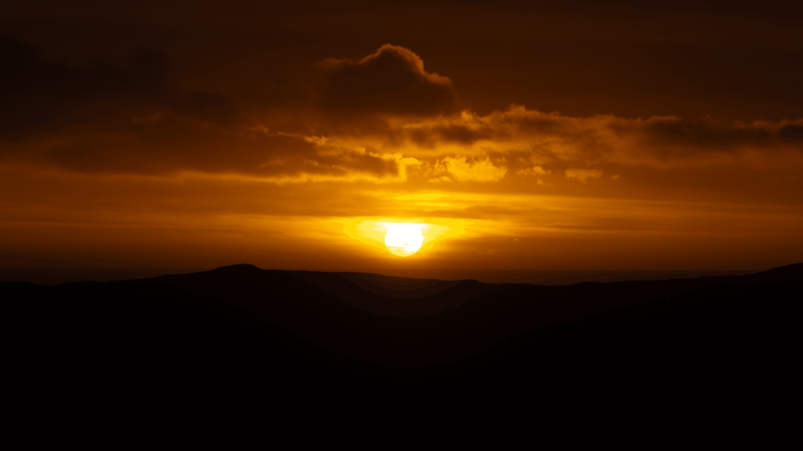 Sunrise - Faroe Islands - (Video) - (Winter)