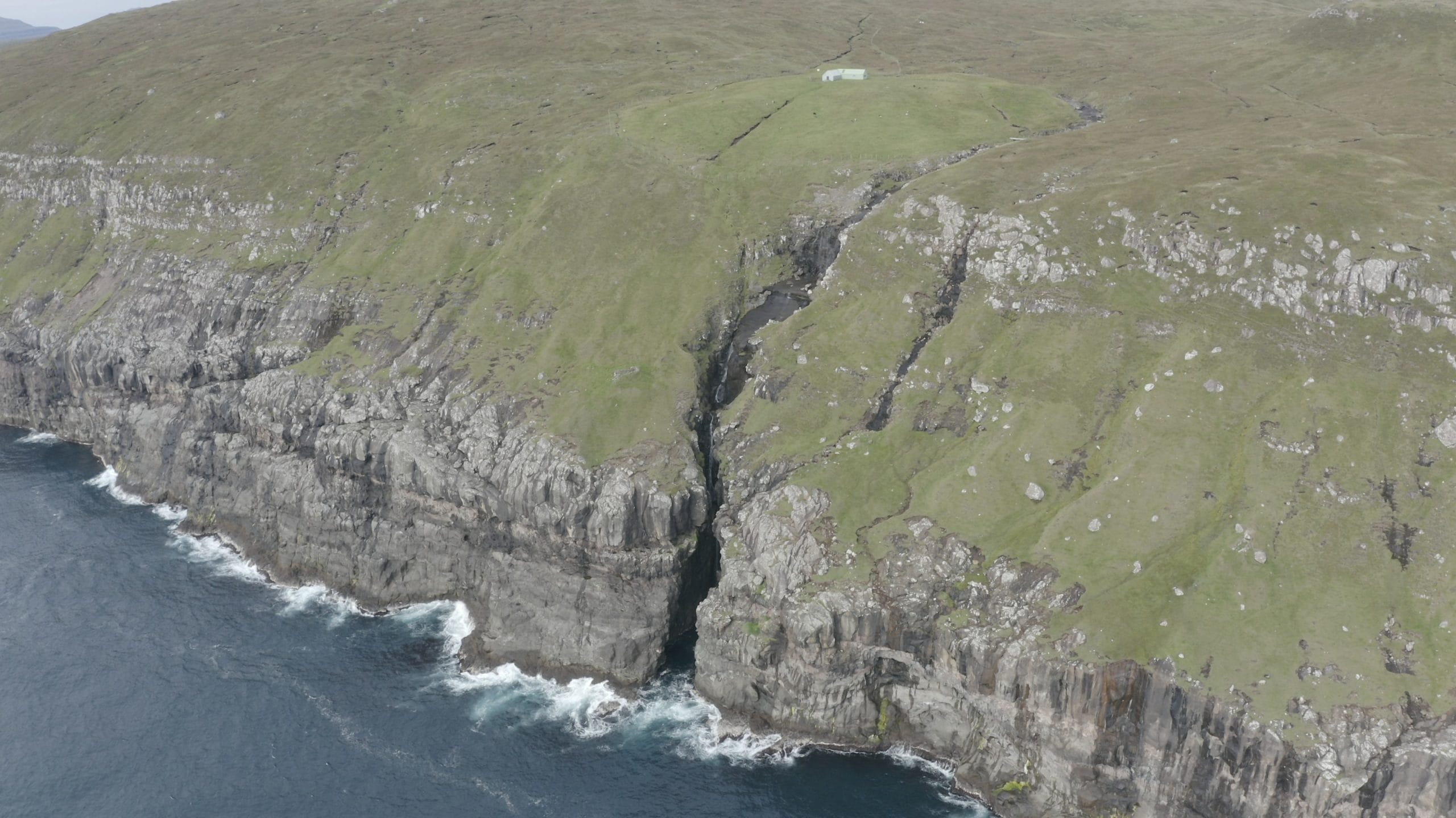 Shoreline & Gorge - (Video) - (Autumn)