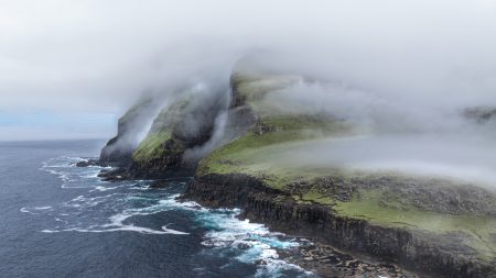 Misty Nature of Suðuroy - (Photo) - (Summer)