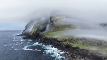 Misty Nature of Suðuroy - (Photo) - (Summer)
