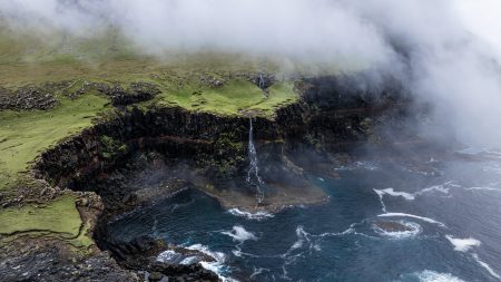 Misty Nature of Suðuroy - (Photo) - (Summer)