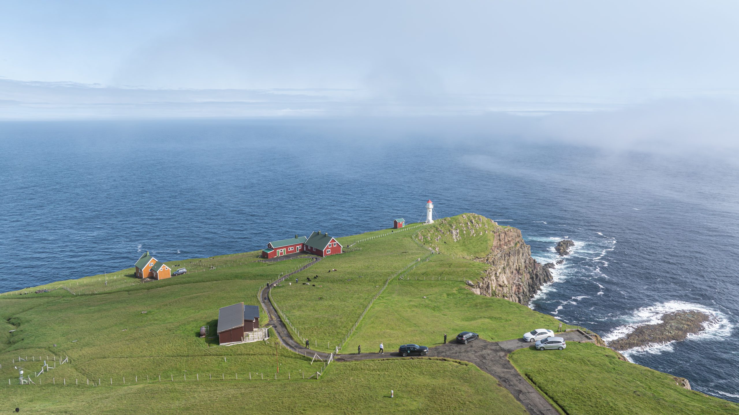 Akraberg, Suðuroy - (Photo) - (Summer)