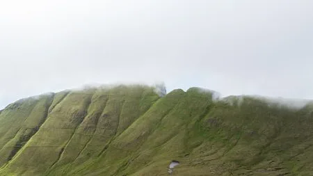 Hestur, Suðuroy - (Photo) - (Summer)