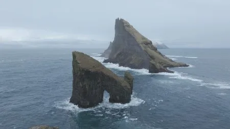Tindhólmur & Drangarnir - (Video) (Spring)